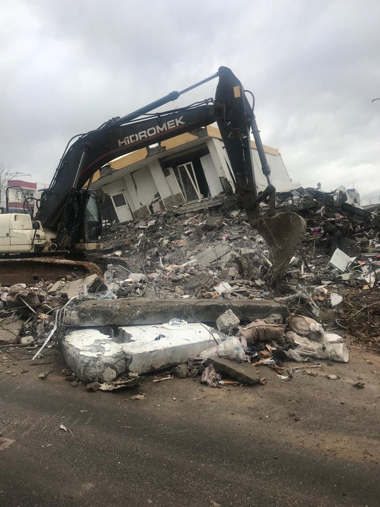 10 Kenti Yıkan Deprem